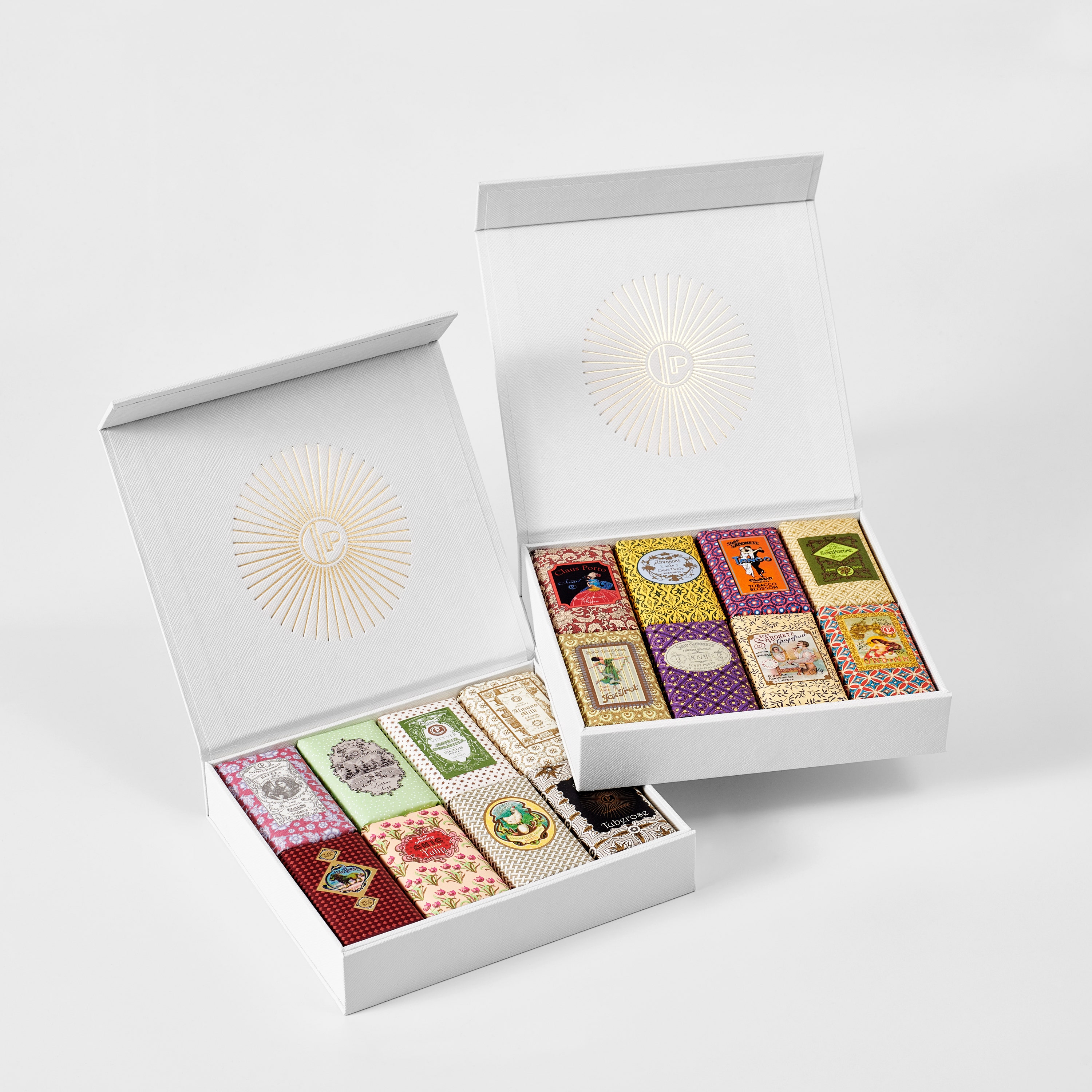 最安値級価格 8 mini soaps Fantasia Gift Box ボディソープ